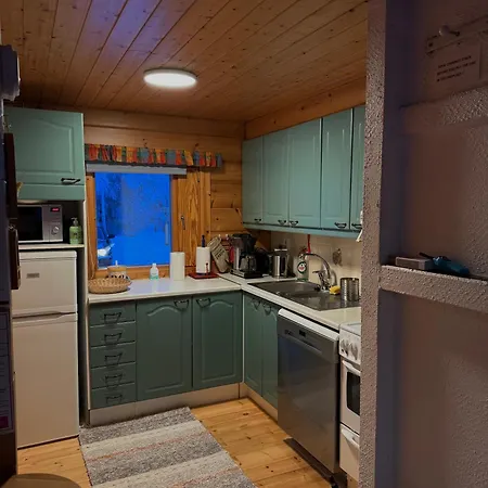 Pusikko - Cozy - Ice Swimming - Sauna - Fireplace - Barbeque Shed 샬레 쿠사모